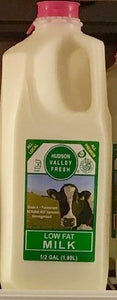 Hudson Valley Fresh premium milk comes from Hudson Valley farms that exceed all standards for excellence in milk quality. Among them 10 family-owned and operated herds are some that have placed in the top six in the United States time and time again and exceed industry standards for quality, protein, butterfat, and vitamin and omega 3 content, all naturally and without supplements.  Quick Facts / Per Cup 100 Calories 8 grams of protein 15% Vitamin D 25% Calcium  1/2 gallon 